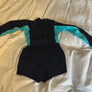 Children’s size 10 short wet suit